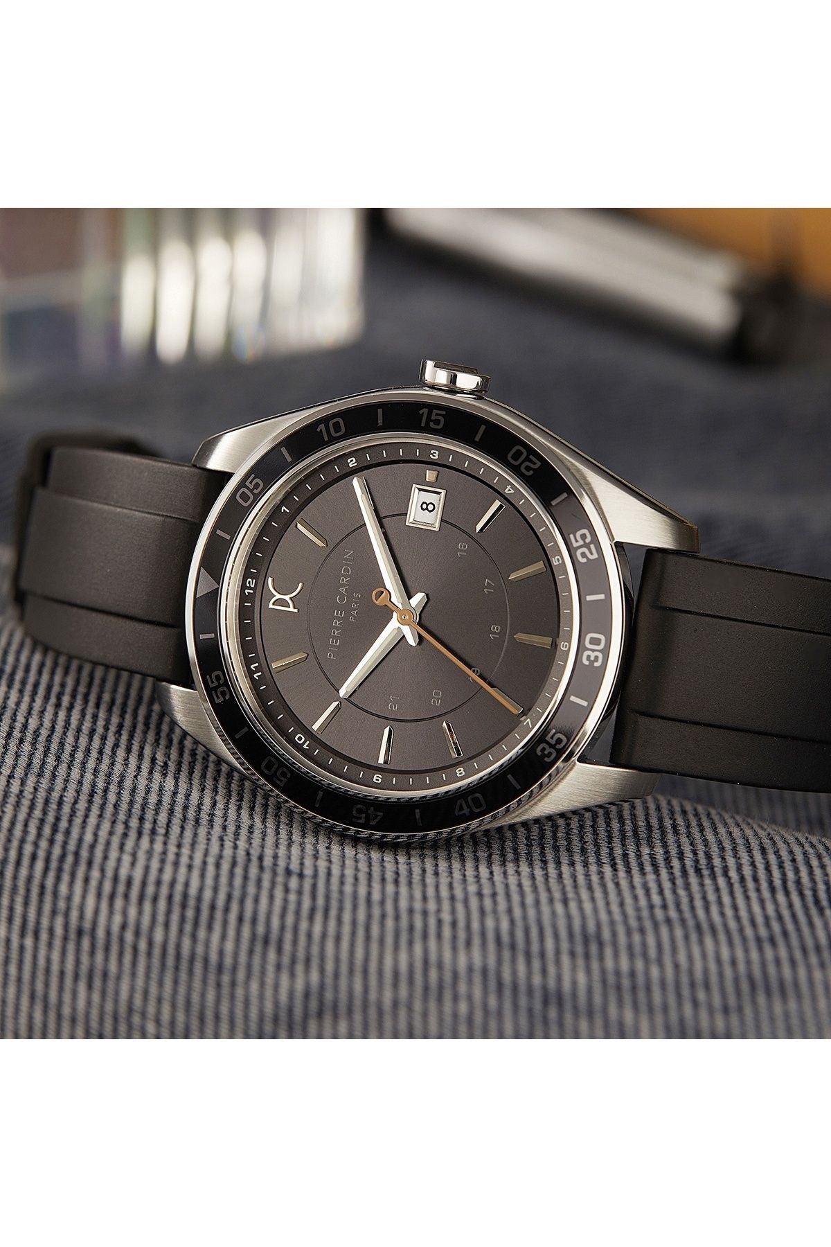 9b0e8ffb30aadcbaba56192374a1b181